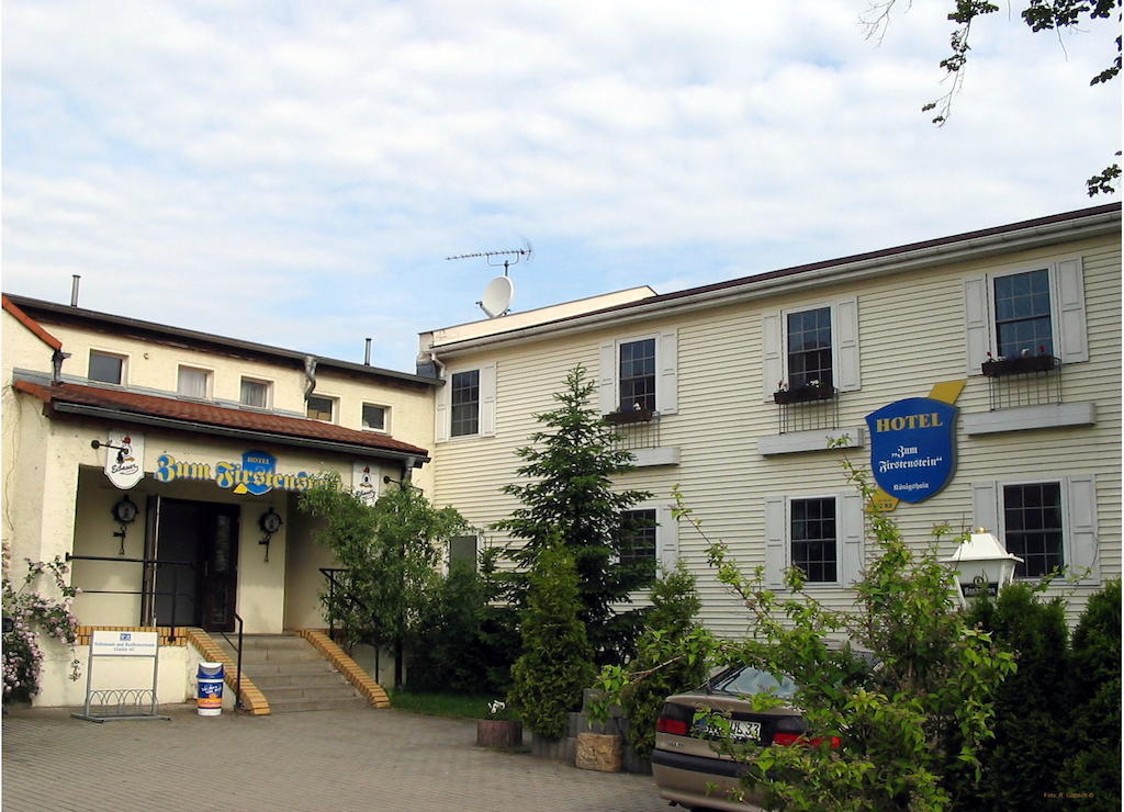 Hotel & Restaurant "Zum Firstenstein" Konigshain Esterno foto